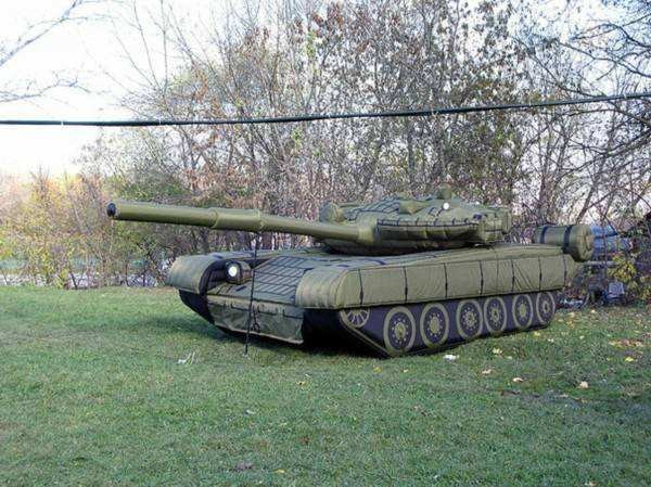 荔波陆地军事假目标坦克